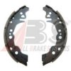 SUBAR 04495B1170 Brake Shoe Set